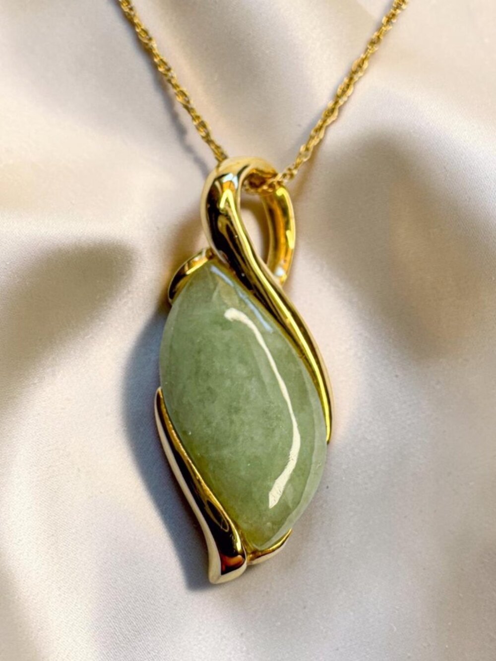 ESTATE- 14K Gold Natural Jadeite Jade Necklace 18" Large 4ct Solitaire 3.7g
